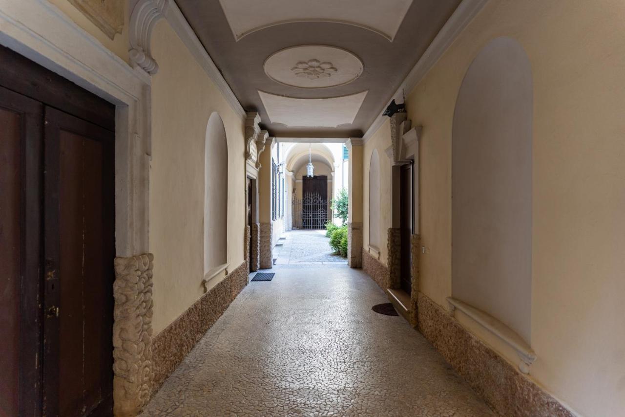 Rosa Luxury Apartment ヴェローナ エクステリア 写真